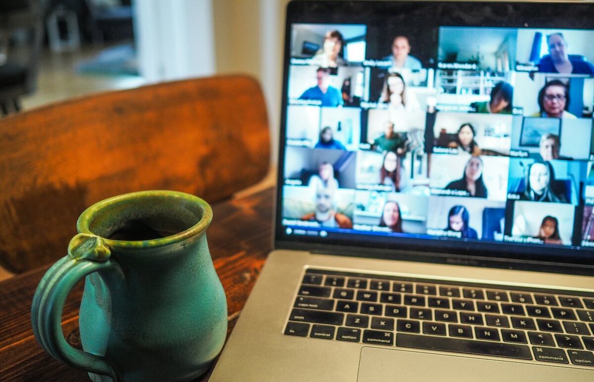 Online Terapi Nedir? Nasıl İşler, Kimler İçin Uygun?